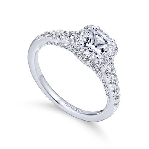 18K White Gold Cushion Halo Diamond Engagement Ring