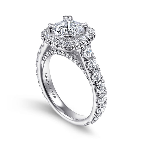 18K White Gold Cushion Halo Diamond Engagement Ring