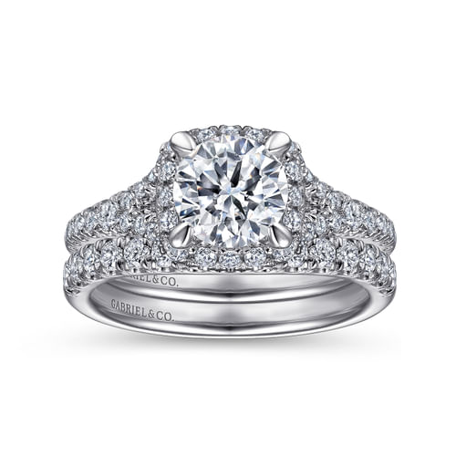 18K White Gold Cushion Halo Round Diamond Engagement Ring