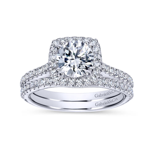 18K White Gold Cushion Halo Round Diamond Engagement Ring