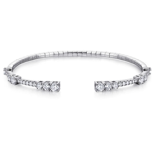 18K White Gold Diamond Bangle