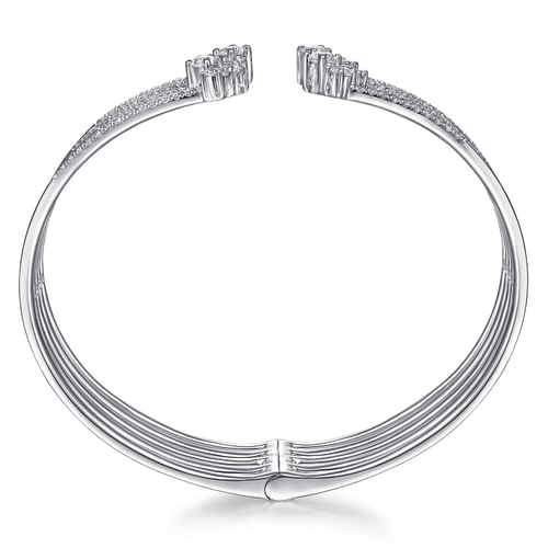 18K White Gold Diamond Bangle