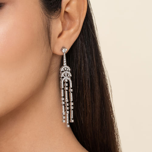 18K White Gold Diamond Chandelier Earrings 