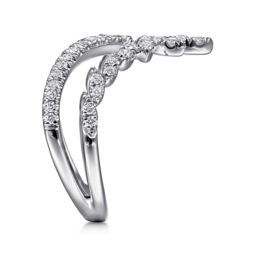 18K White Gold Diamond Chevron Ring