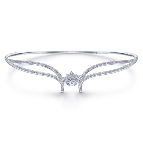 18K White Gold Diamond Choker Necklace with Floral Center