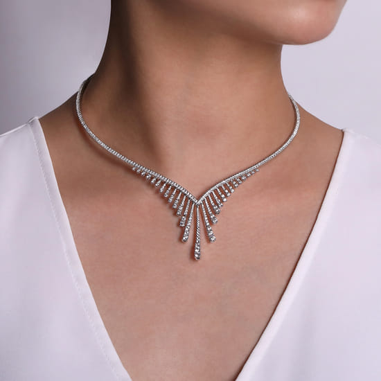 18K White Gold Diamond Choker Necklace angle 4