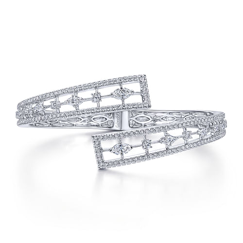 18K White Gold Diamond Pavé Bypass Bangle with Geometric Stations