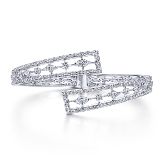 18K White Gold Diamond Pavé Bypass Bangle with Geometric Stations