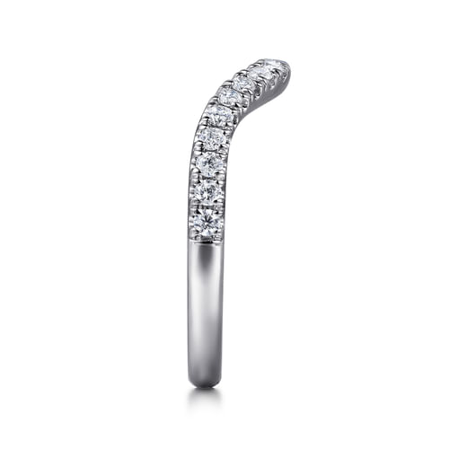 18K White Gold Diamond Wedding Band