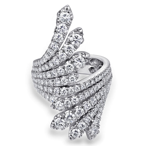 18K White Gold Dramatic Wide Band Diamond Fan Ring