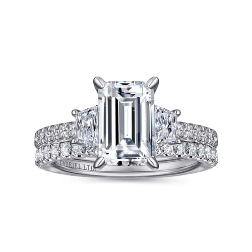 18K White Gold Emerald Cut Diamond Engagement Ring