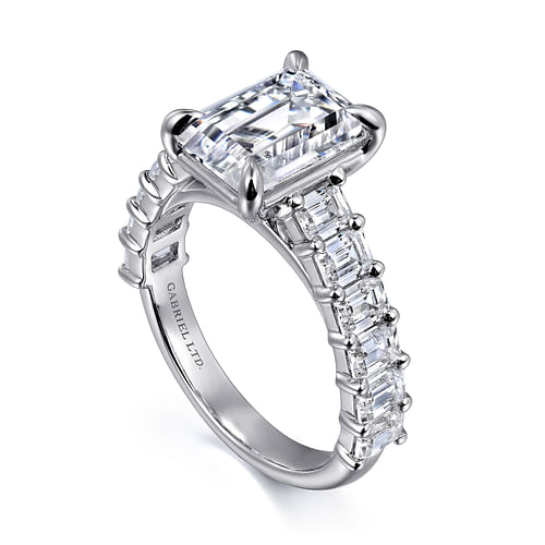 18K White Gold Emerald Cut Diamond Engagement Ring
