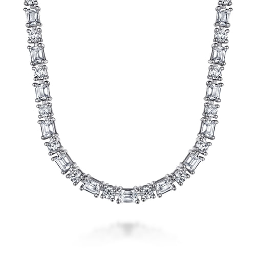 18K White Gold Emerald and Round Diamond Tennis Necklace