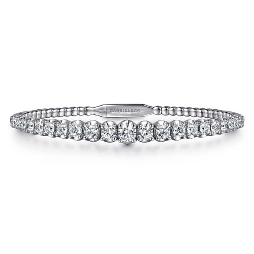 18K White Gold Graduating Diamond Bangle