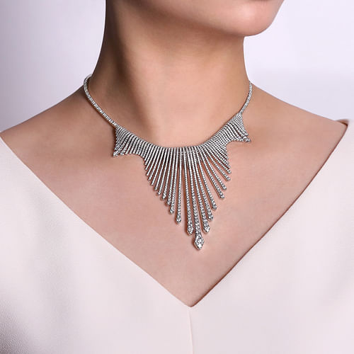 18K White Gold Graduating Spikes Diamond Statement Necklace