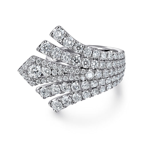 18K White Gold Horizontal Diamond Fan Ring