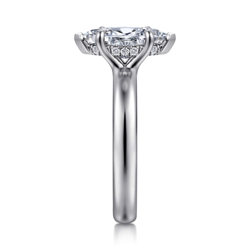 18K White Gold Marquise Shape Diamond Engagement Ring