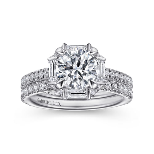 18K White Gold Octagonal Halo Round Diamond Engagement Ring