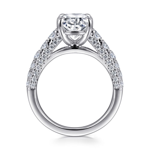 18K White Gold Oval Cut Diamond Engagement Ring