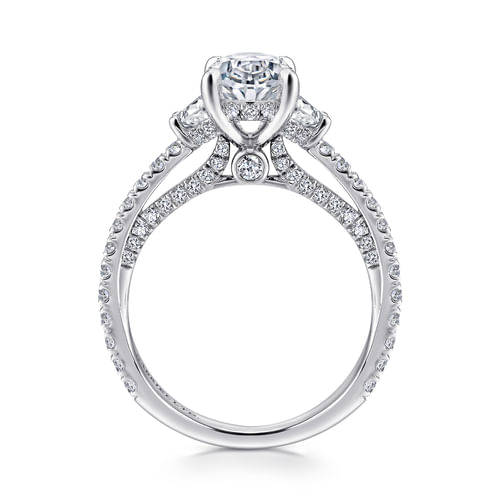 18K White Gold Oval Diamond Engagement Ring