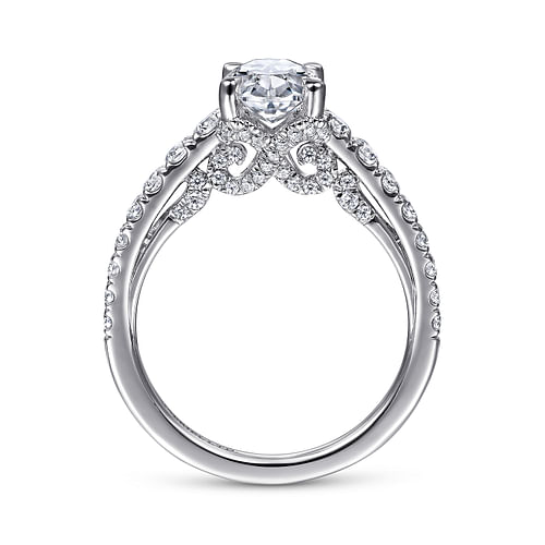 18K White Gold Oval Diamond Engagement Ring