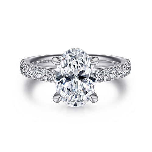 18K White Gold Oval Diamond Engagement Ring