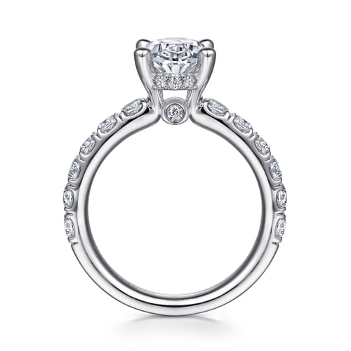 18K White Gold Oval Diamond Engagement Ring