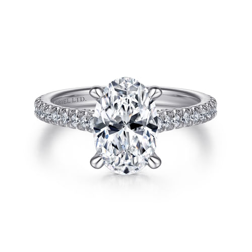 18K White Gold Oval Diamond Engagement Ring
