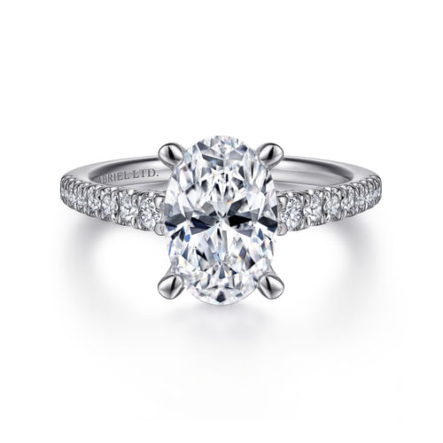 18K White Gold Oval Diamond Engagement Ring