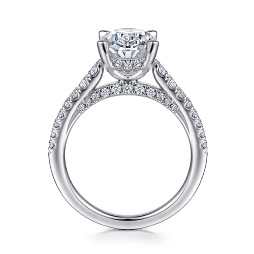 18K White Gold Oval Diamond Engagement Ring