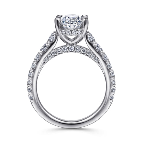 18K White Gold Oval Diamond Engagement Ring