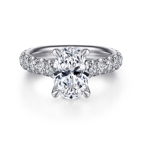 18K White Gold Oval Diamond Engagement Ring