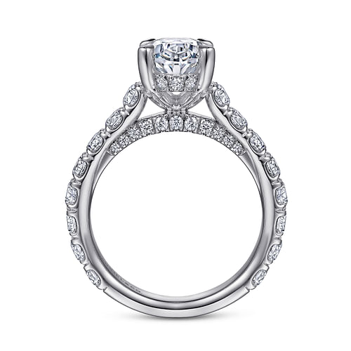 18K White Gold Oval Diamond Engagement Ring