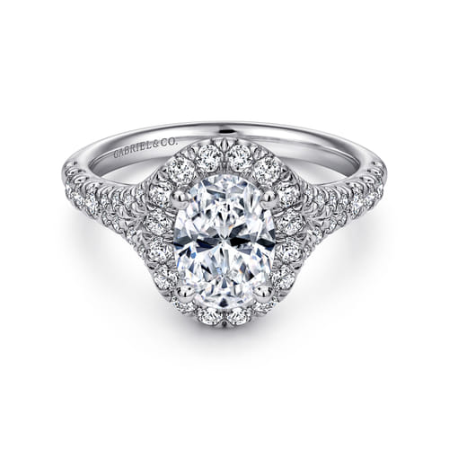 18K White Gold Oval Halo Diamond Engagement Ring 18K White Gold Oval Halo Diamond Engagement Ring