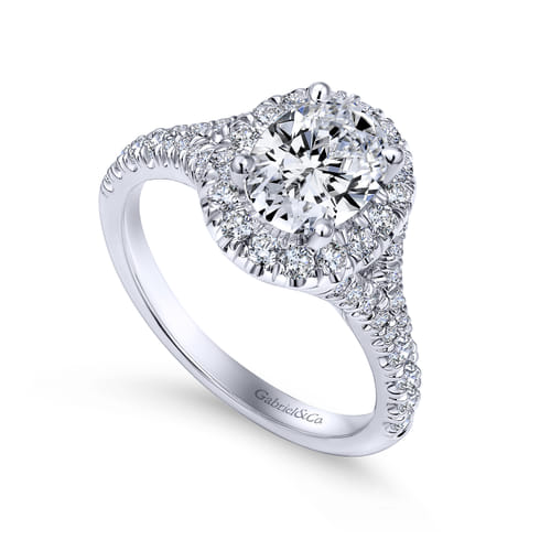 18K White Gold Oval Halo Diamond Engagement Ring 18K White Gold Oval Halo Diamond Engagement Ring