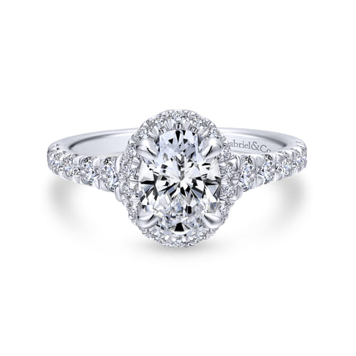 18K White Gold Oval Halo Diamond Engagement Ring 18K White Gold Oval Halo Diamond Engagement Ring