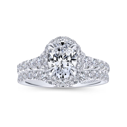 18K White Gold Oval Halo Diamond Engagement Ring 18K White Gold Oval Halo Diamond Engagement Ring