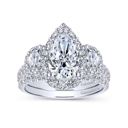 18K White Gold Pear Shape Diamond Engagement Ring