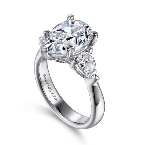 18K White Gold Pear Shape Three Stone Diamond Engagement Ring