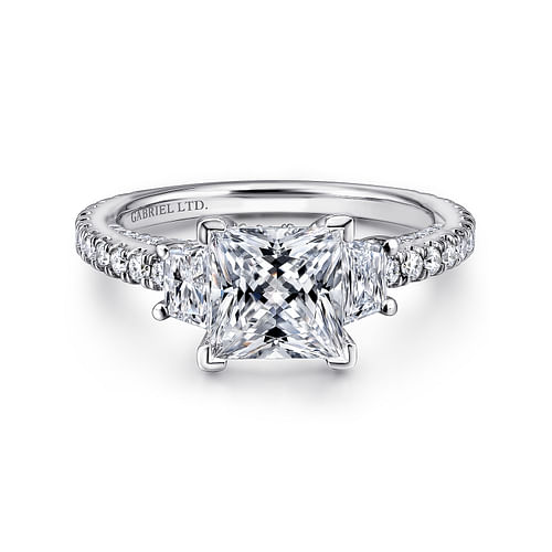 18K White Gold Princess Cut Diamond Engagement Ring