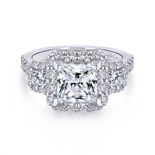 18K White Gold Princess Cut Diamond Engagement Ring