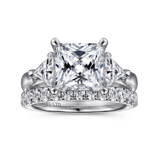 18K White Gold Princess Cut Three Stone Diamond Engagement Ring angle 4