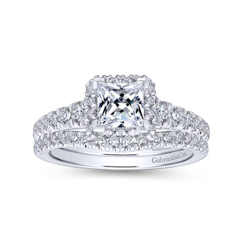 18K White Gold Princess Halo Diamond Engagement Ring 18K White Gold Princess Halo Diamond Engagement Ring