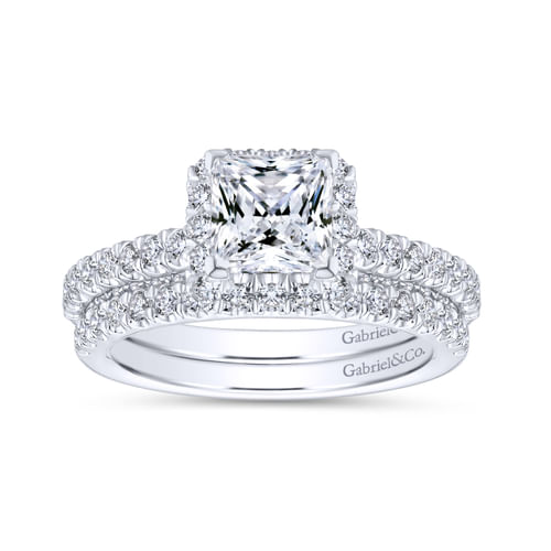 18K White Gold Princess Halo Diamond Engagement Ring