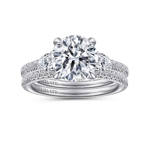 18K White Gold Round 3 Stone Diamond Engagement Ring