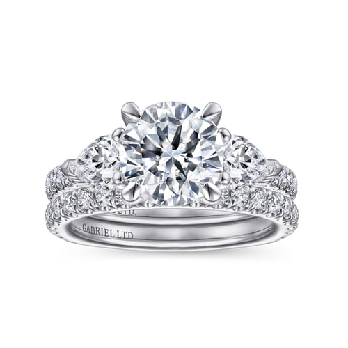 18K White Gold Round 3 Stone Diamond Engagement Ring