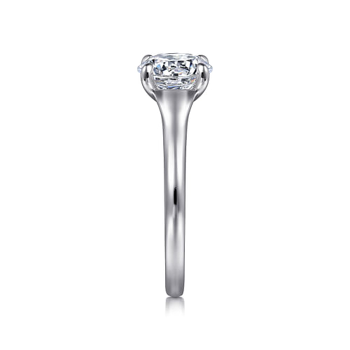 18K White Gold Round Diamond Engagement Ring