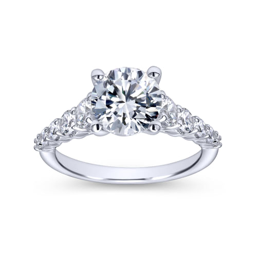 18K White Gold Round Diamond Engagement Ring