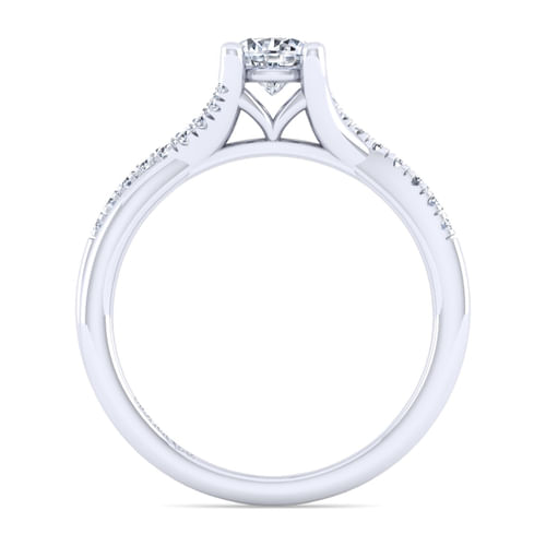 18K White Gold Round Diamond Engagement Ring