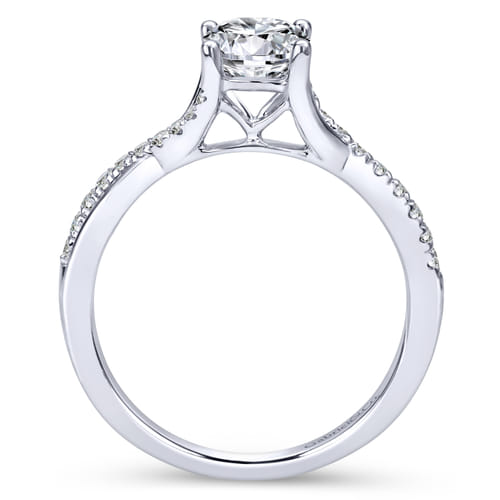 18K White Gold Round Diamond Engagement Ring